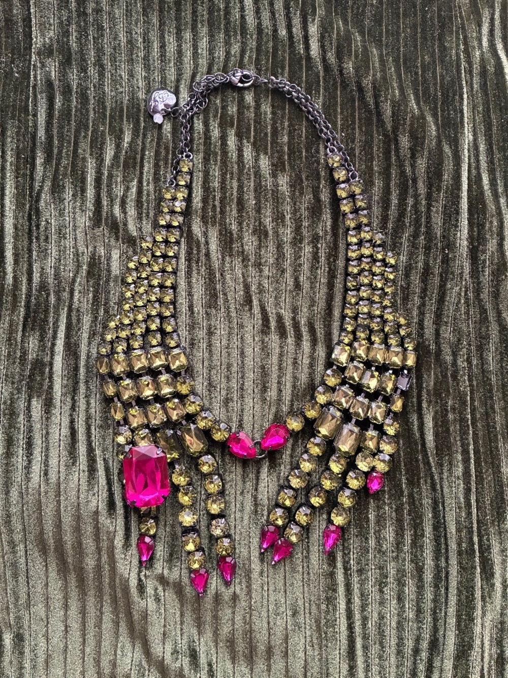 Betsey Johnson Rich Witch Witch Hand Bib Necklace Imperfect